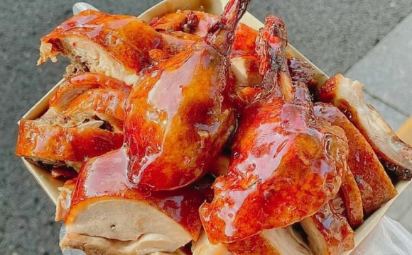Cách Thưởng Thức Vịt Quay Đúng Điệu Để Trọn Vẹn Hương Vị